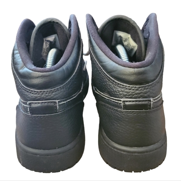 Nike Air Jordan 1 Mid GS Triple Black 554725-091 Basketball Sneakers (Youth 7) - Picture 6 of 10